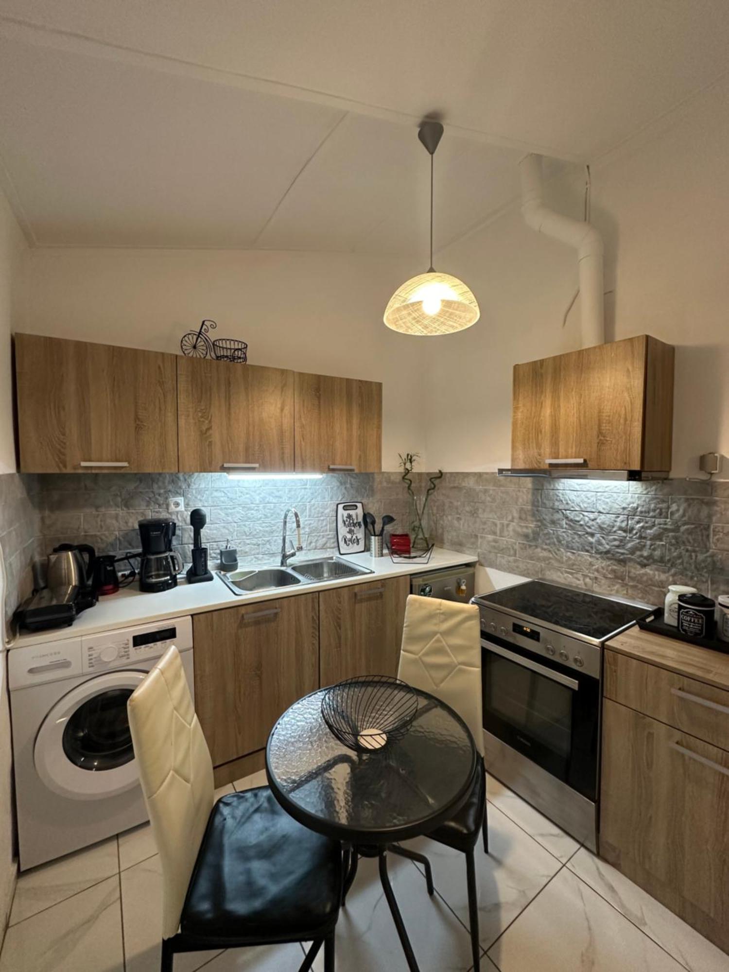 Maria' S Apartment Лаврион Экстерьер фото